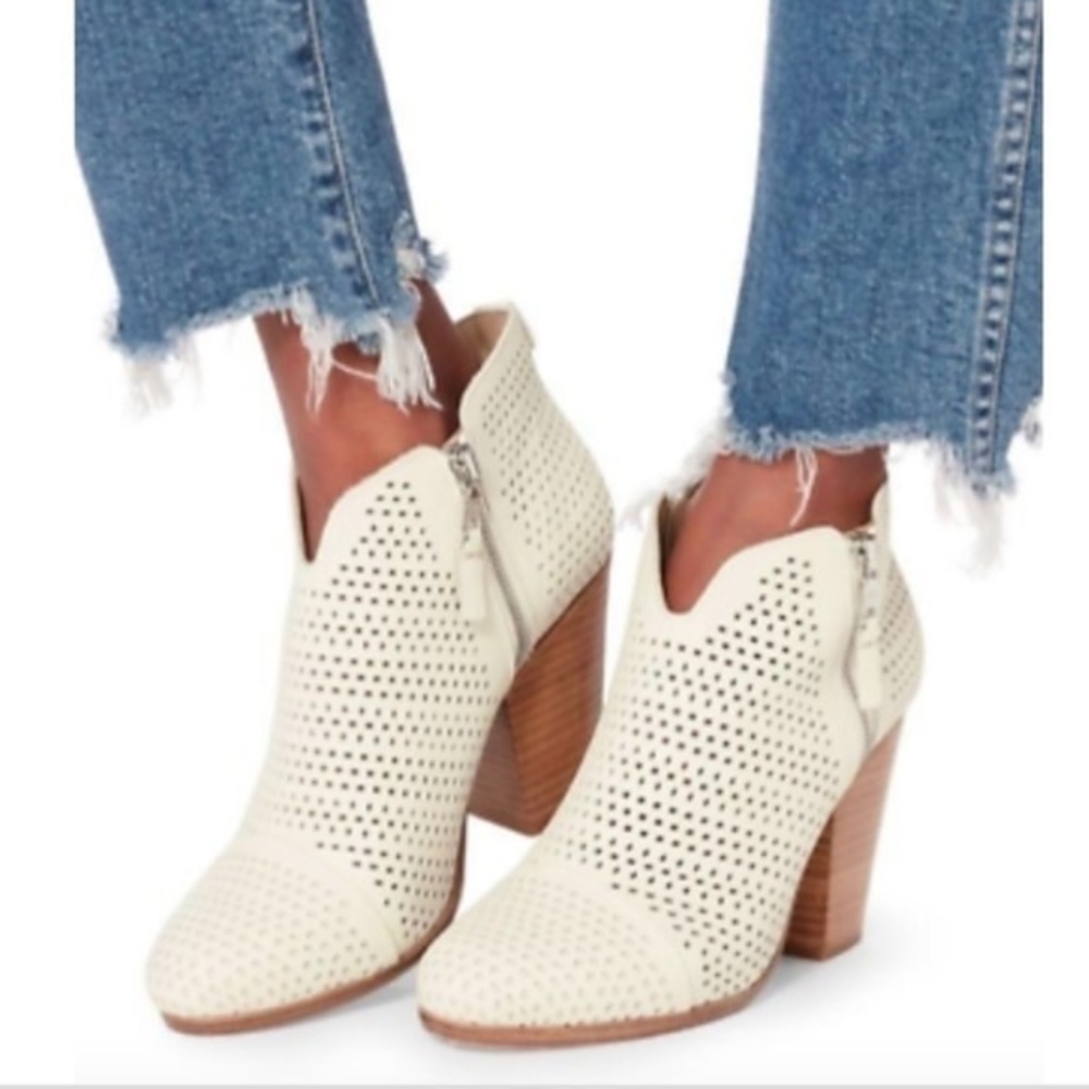 RAGE & BONE MARGOT Laser Cut Booties Ankle Boots 38.5 8.5